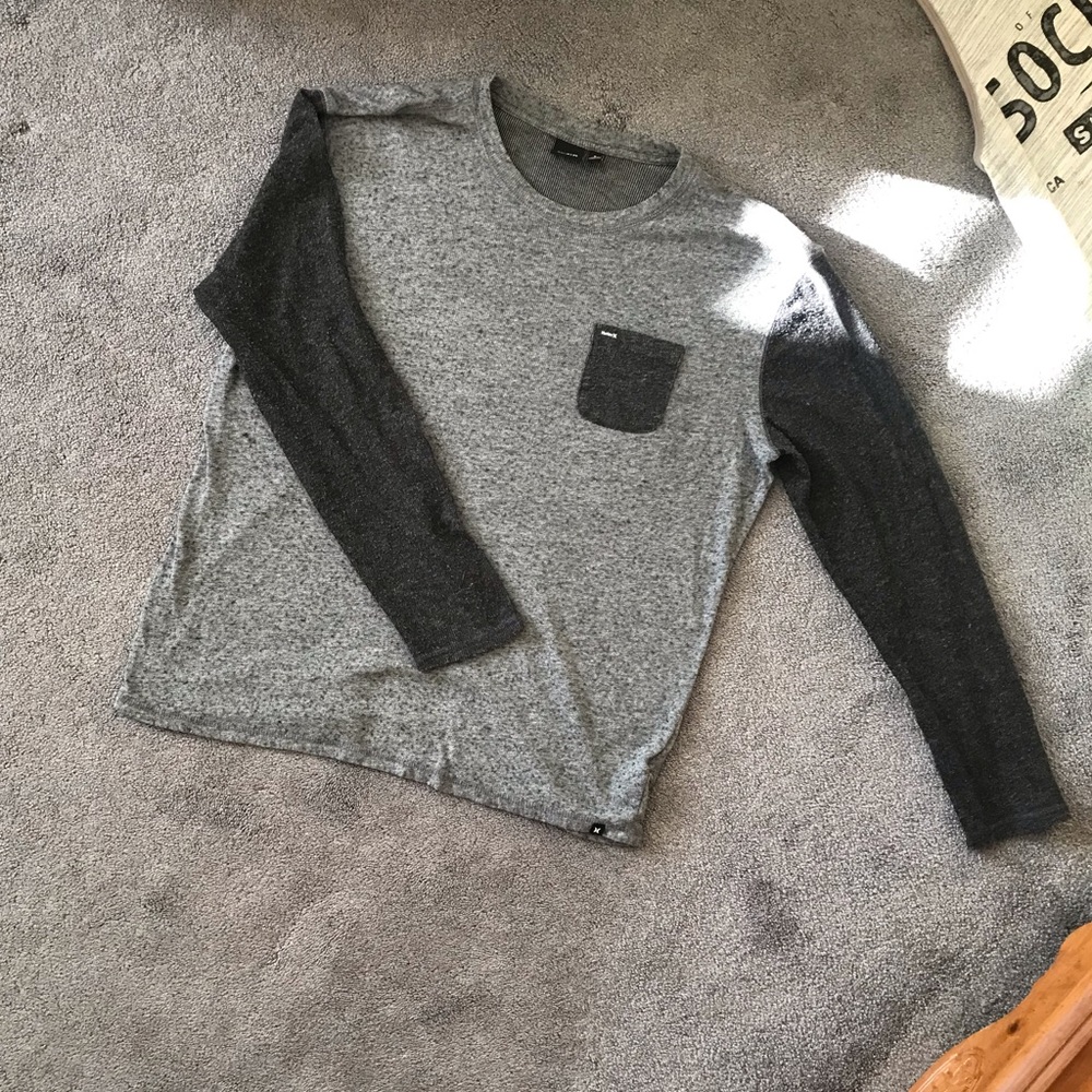 Hurley Long Sleeve Size Large